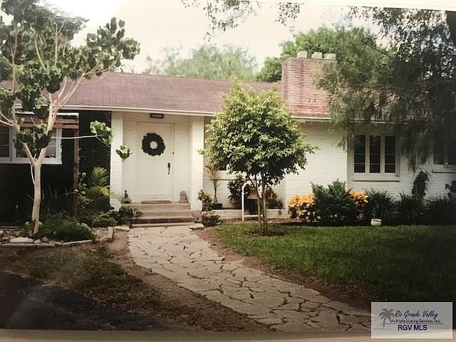 1st image of 635 Acacia Lake Dr