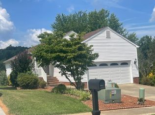 1264 Emerald Crest Dr, Bedford, VA 24523