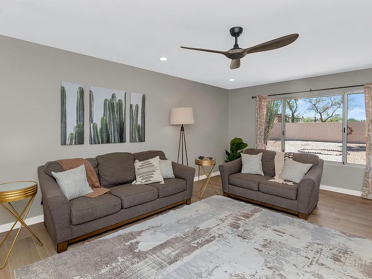 17227 N Country Club Dr — Photo 11