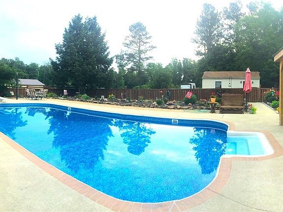 2nd image of 18088 White Pine Dr