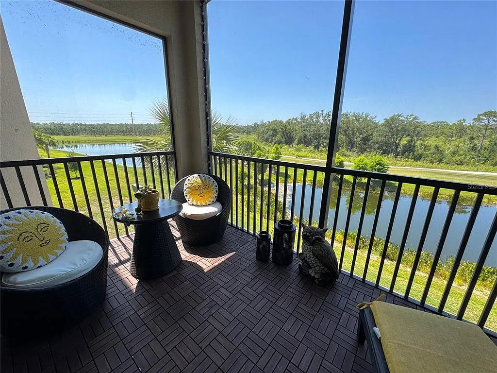 2 bed, 2.0 bath, 1142 sqft, $2,800 — Photo 3