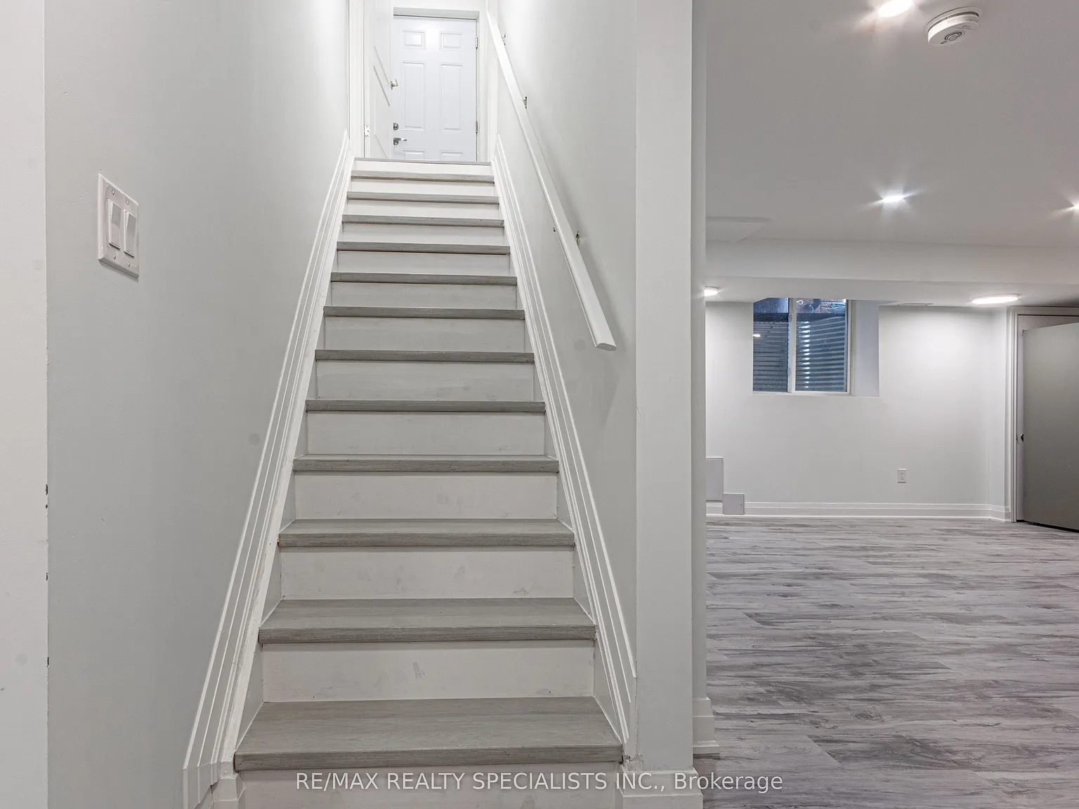 2 bed, $2,050 — Photo 3