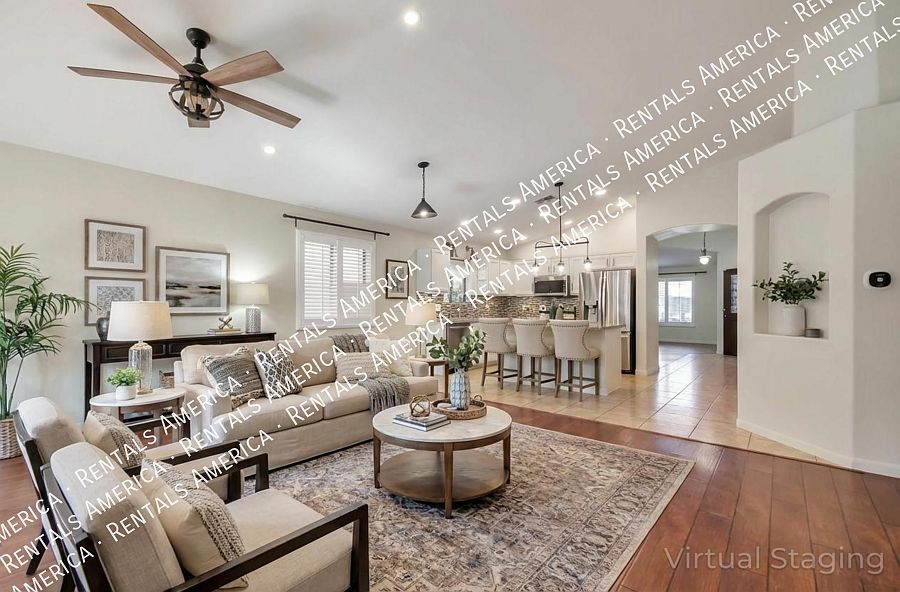 1st image of 219 W Calle Patio Lindo