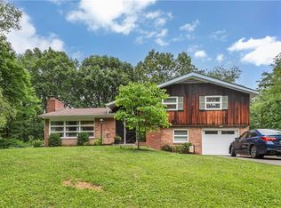 200 Evans City Rd, Freedom, PA 15042