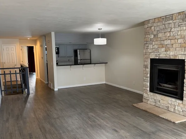 6600 E Mississippi Ave APT 4, Denver, CO 80224