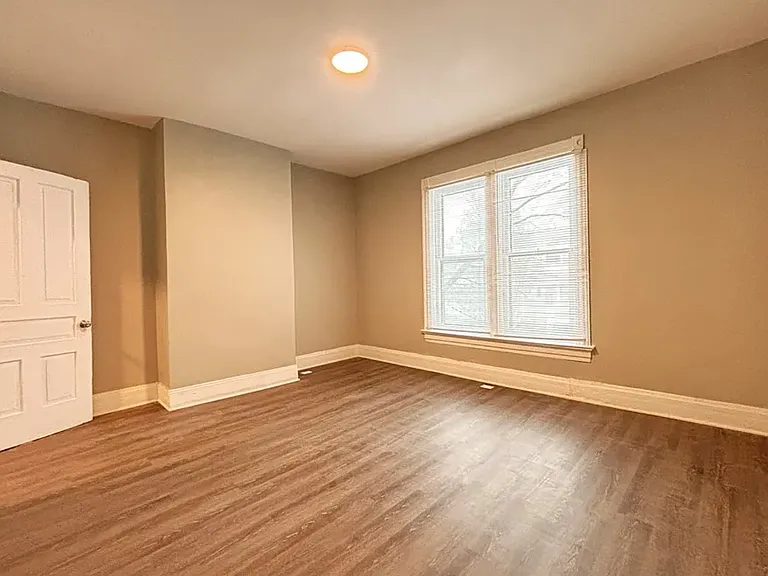 3131 Harvard Ave — Photo 18