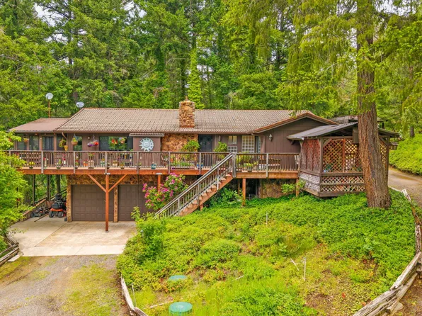 850 Elk Creek Rd, Trail, OR 97541