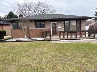 5246 McKinley Rd, Warren, MI 48091