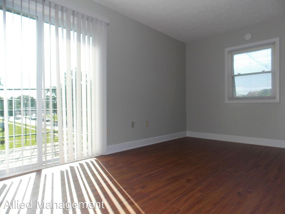 1st image of 1844 Augusta Dr APT 31