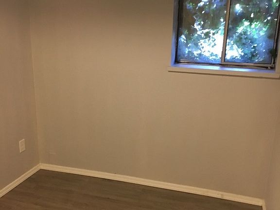 3rd image of 421 S Mission St Unit 10