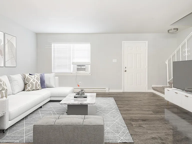Birch Townhomes — Photo 8