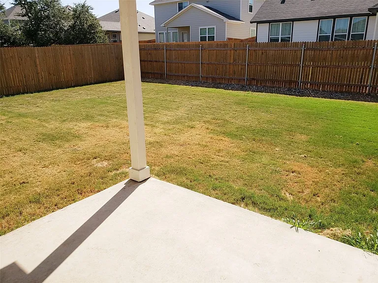 2629 Bantry Rd — Photo 35