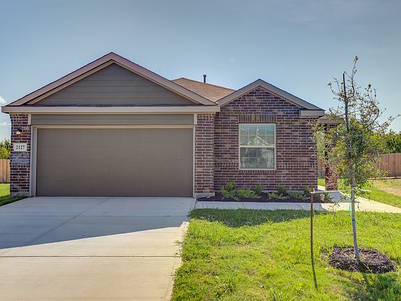 2nd image of 2127 Marbach Oaks