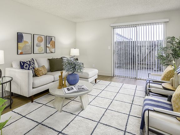 3rd image of 3445 Colonial Dr #105