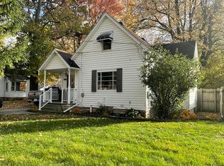 121 W Hodge Ave, Lansing, MI