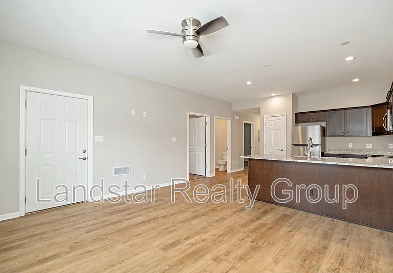 7310 Tiger Way #102 — Photo 7