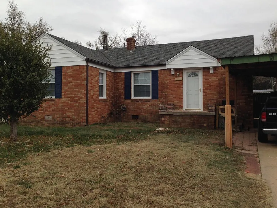3808 NW 26th St