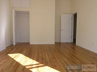 Rented by Aclawrence