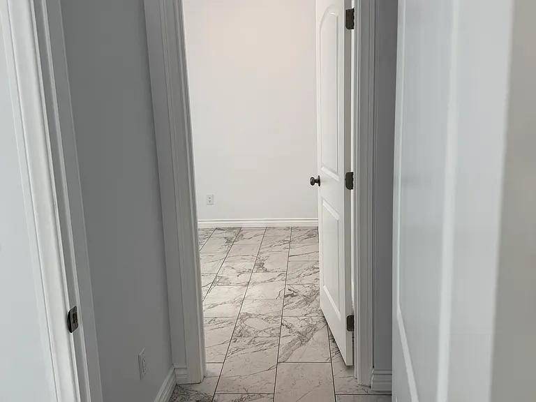 823 E Palmer St — Photo 9