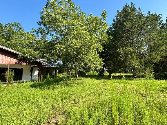 5th image of 2374 Lyons Ln