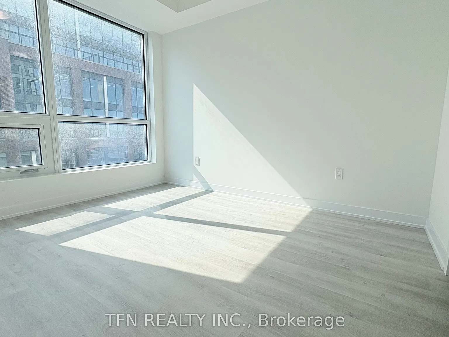 15 Richardson St — Photo 4