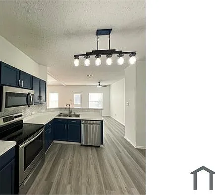 5 bed, 2600 sqft, $2,800 — Photo 4