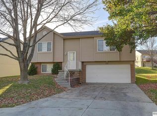 4818 S 190th Cir, Omaha, NE 68135