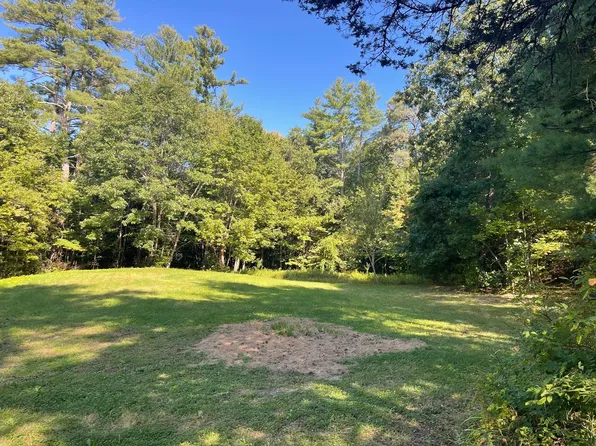 3 Old Farm Rd, Palmer, MA 01069