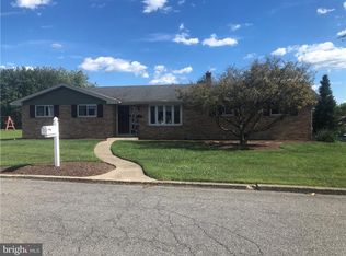 1036 Bayberry Rd, Pen Argyl, PA 18072