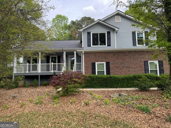 305 Daileys Plantation Dr, McDonough, GA 30253