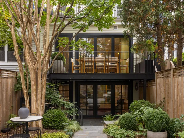 309 Pacific Street image 9 of 21