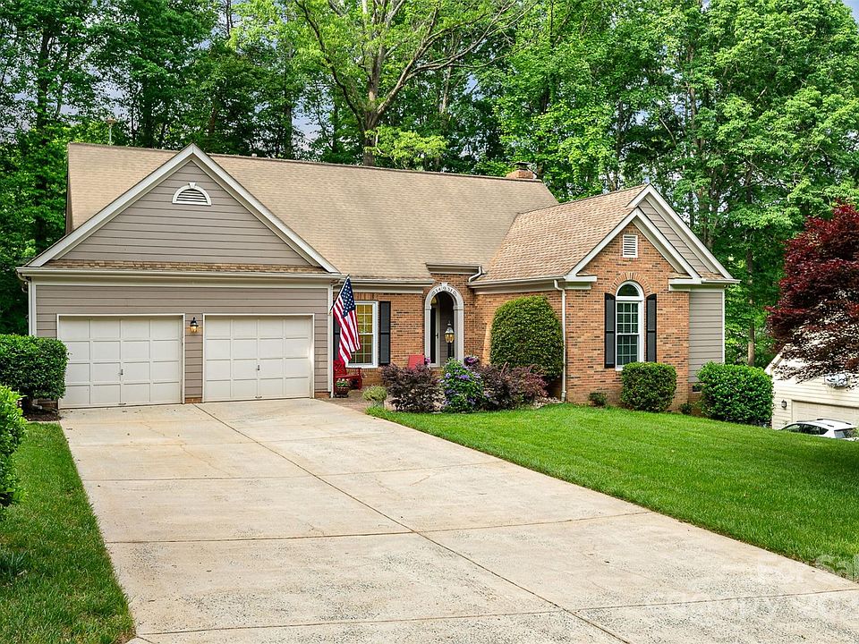 1st image of 14931 Chilgrove Ln