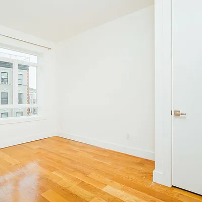Rented by Nooklyn NYC LLC | media 34