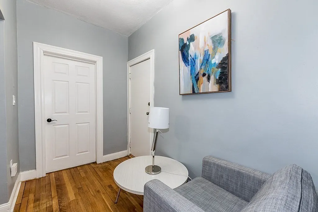 2 bed, 750 sqft, $2,850 — Photo 4