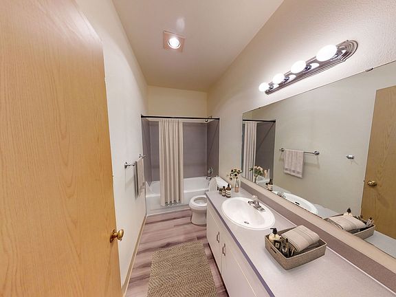 4th image of 4459 Fremont Ave N APT 102