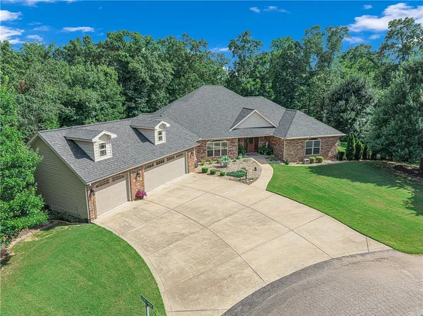 21 Rackwick Ln, Bella Vista, AR 72715
