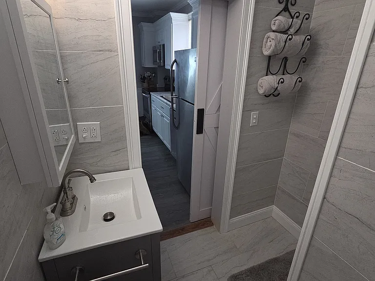42 Myrtle St #40 — Photo 8