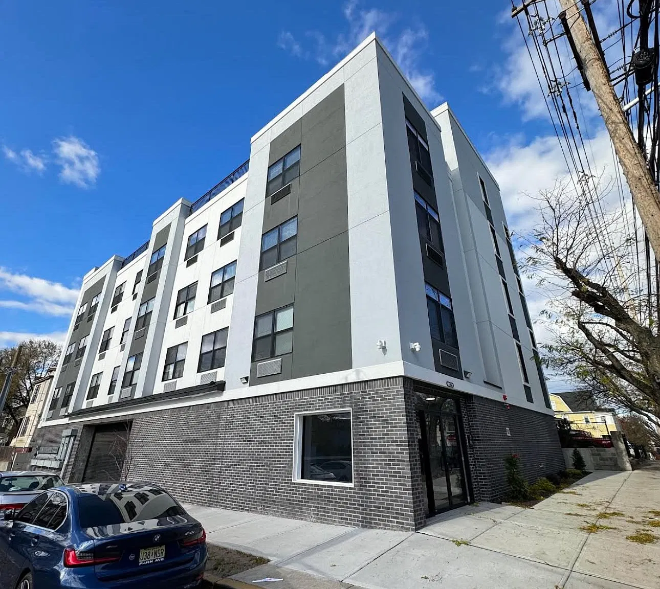 1 bed, $1,718 — Photo 1