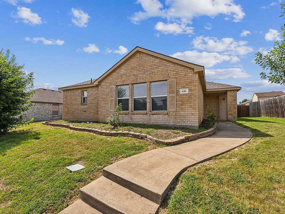 1st image of 616 Trillium Ln