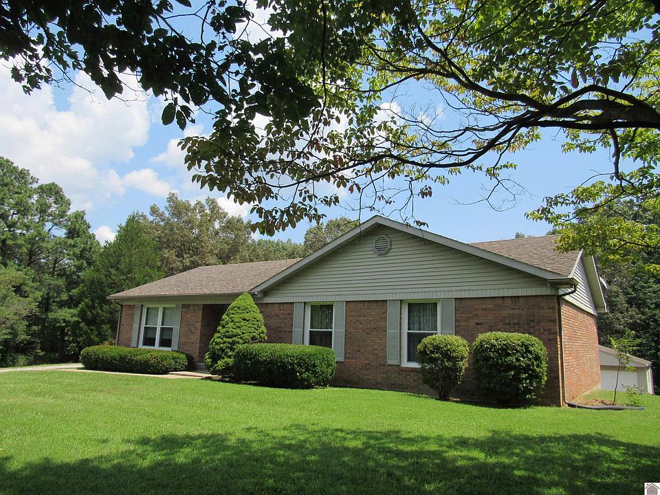1st image of 240 Lansing Ave