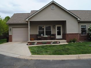 5258 Torrington Dr, Monroe, MI 48161