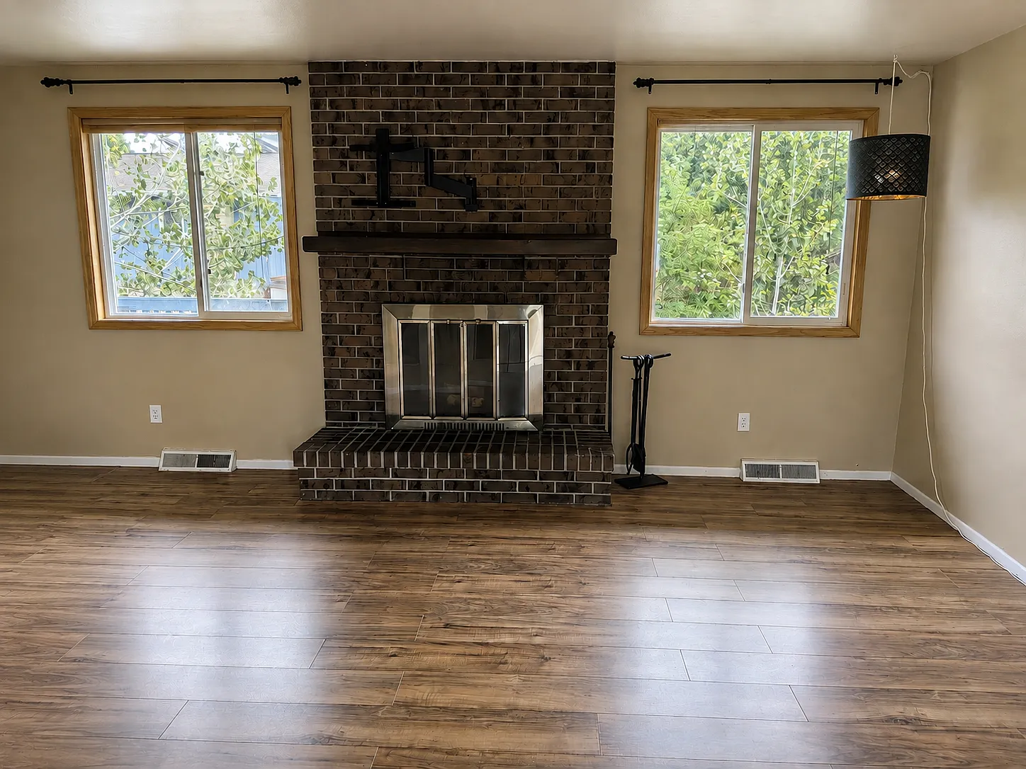 3 bed, 1400 sqft, $2,895 — Photo 3