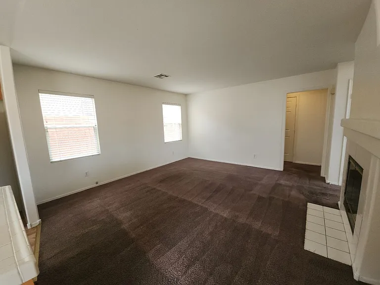 9907 Sparrow Ridge Ave — Photo 9