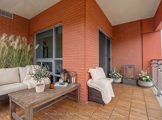 4040 Upper Middle Rd #309, Burlington, ON L7M0H2