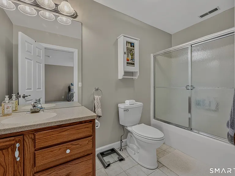11 Windrose Dr — Photo 27