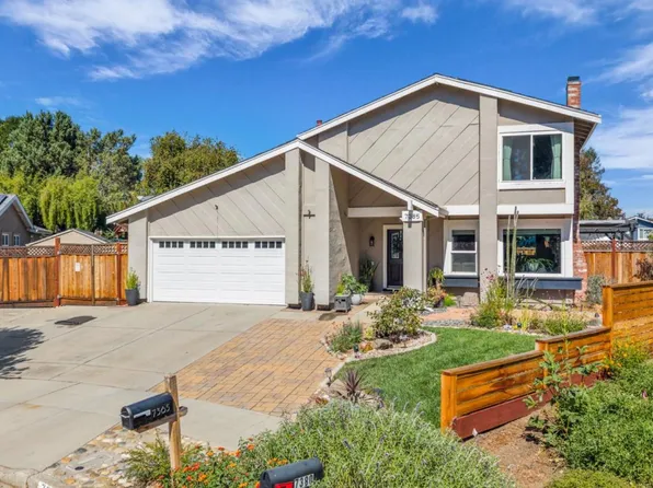 7385 Thayer Ct, Gilroy, CA 95020