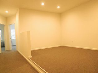 33-53 Vernon Blvd #C, Astoria, NY 11106