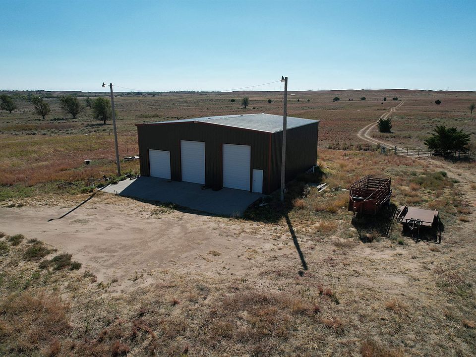 1st image of S1 22 22 Cres E #41