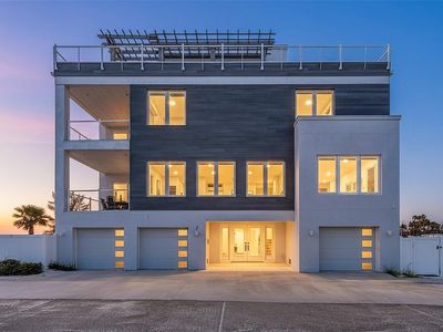 2 4th Ave, Indian Rocks Beach, FL, 33785