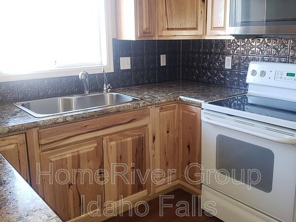 5th image of 1949 Burlwood Dr